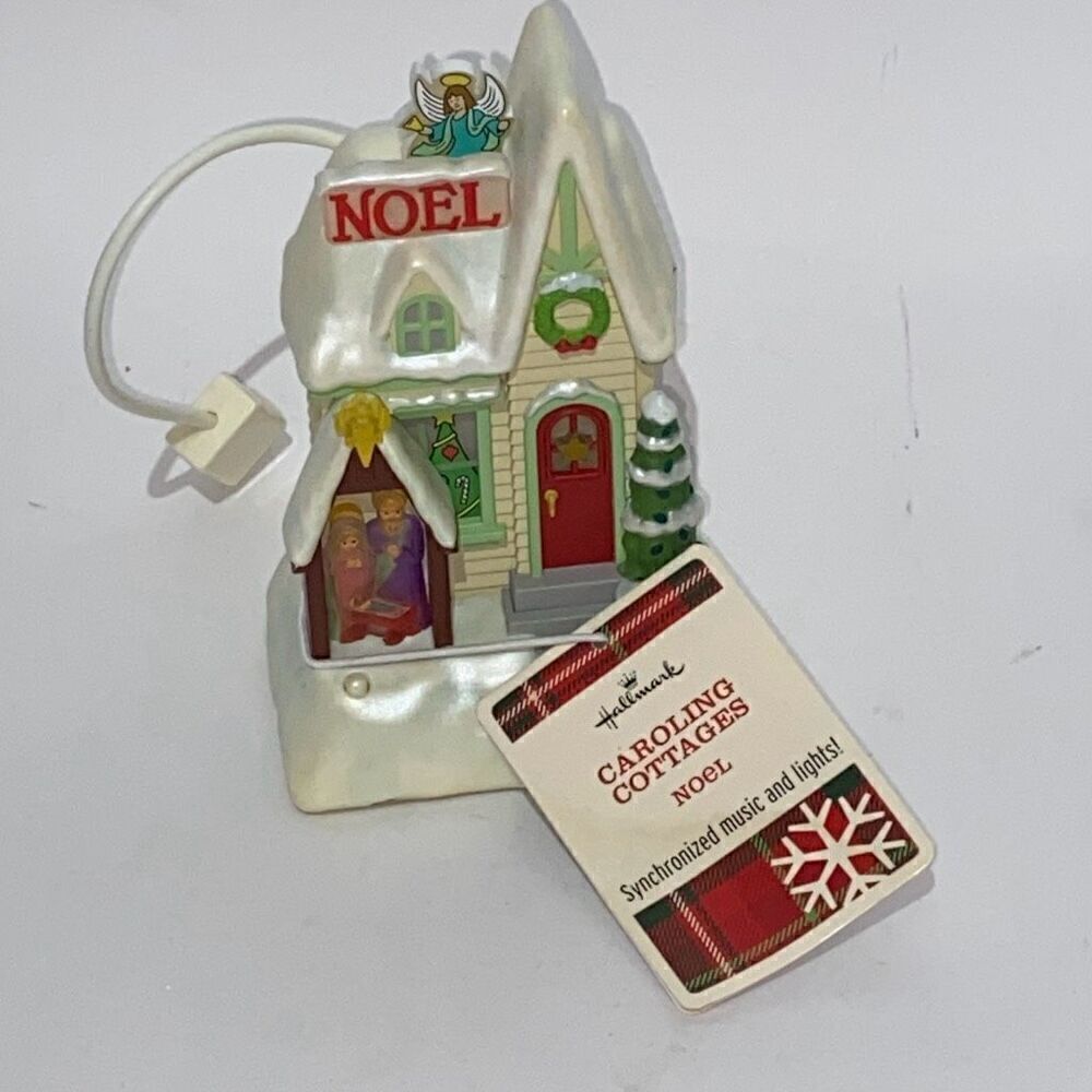 Hallmark Multicolor Noel Carolling Cottages 2009 Christmas Decoration